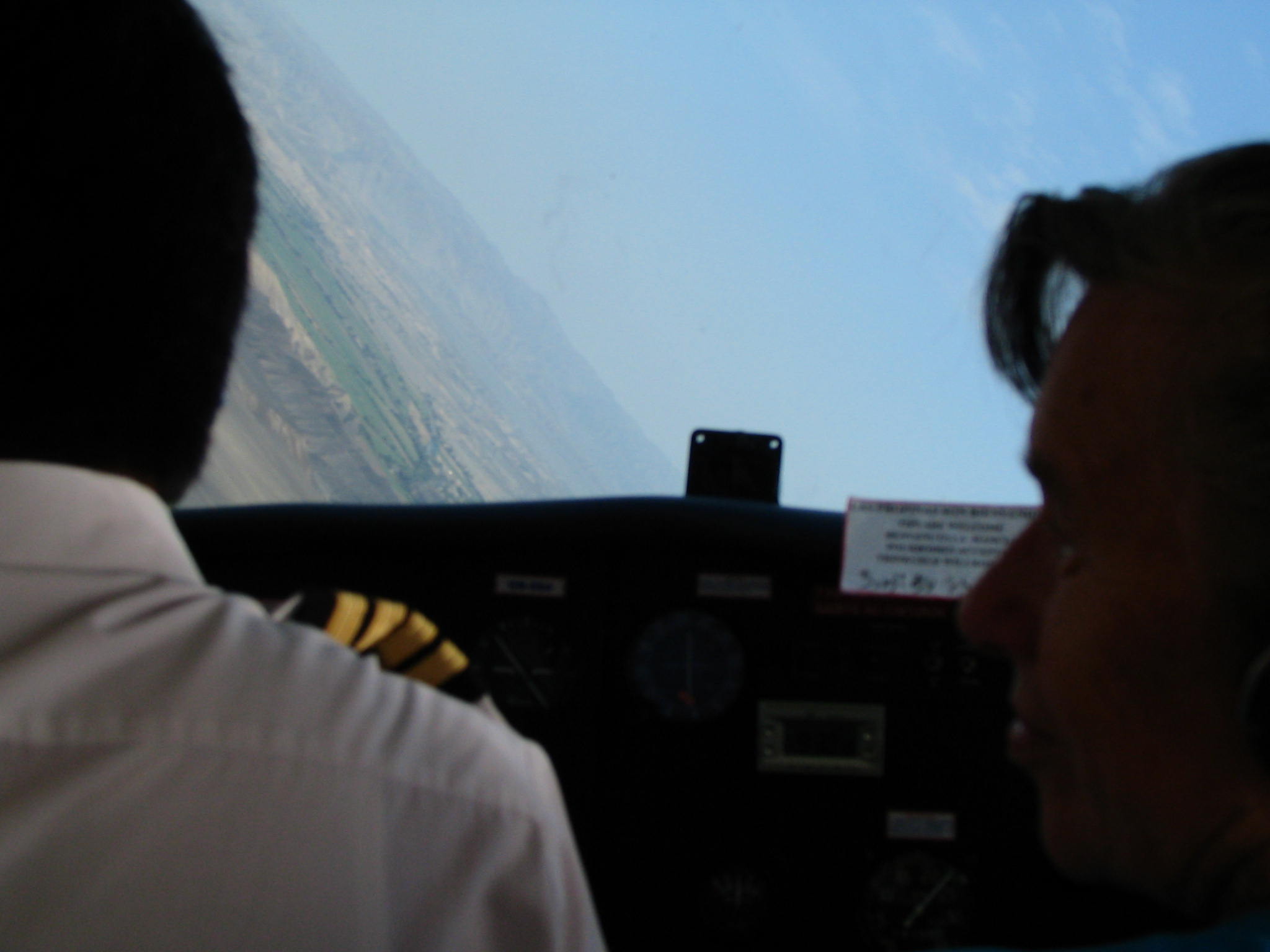 見た目以上に傾いています